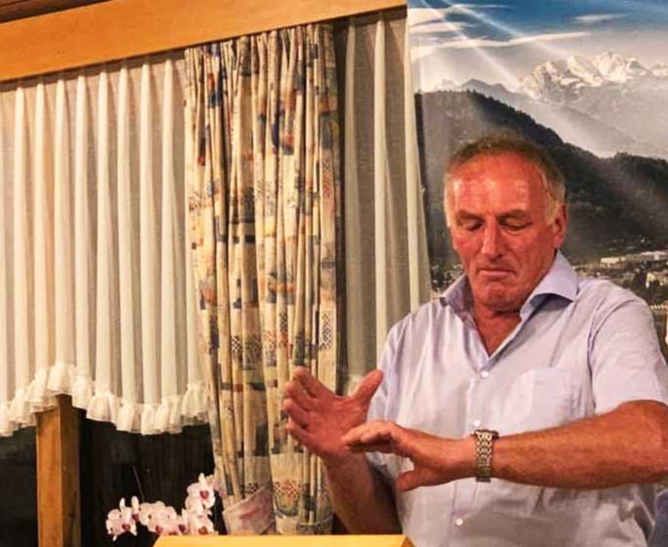 ...und Alfred Santschi, unser Präsident - alles im Griff - wie immer! ...und Alfred Santschi, unser Präsident - alles im Griff - wie immer!